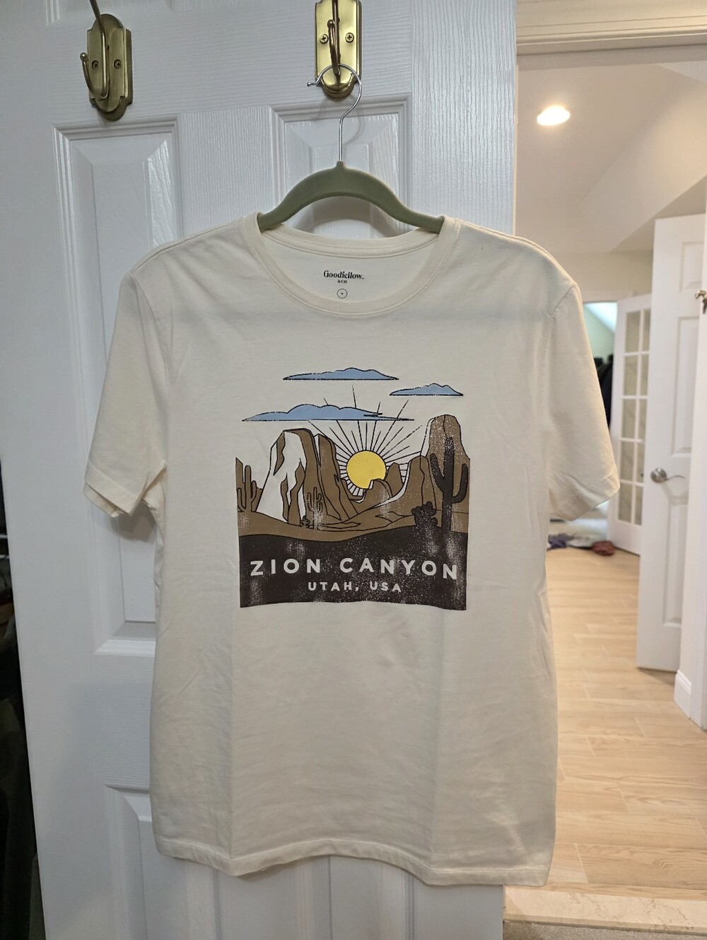 Goodfellow & Co Zion Canyon Graphic Tee - Cream